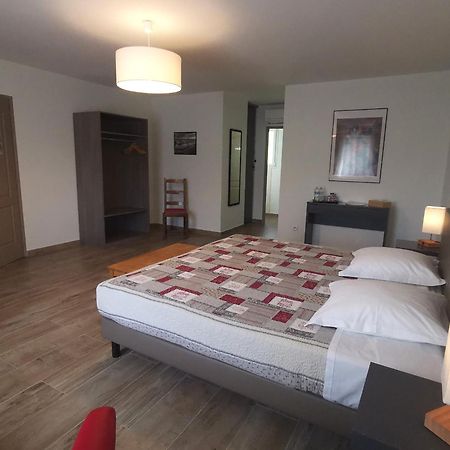 Chambres D'Hotes Gidy Екстериор снимка